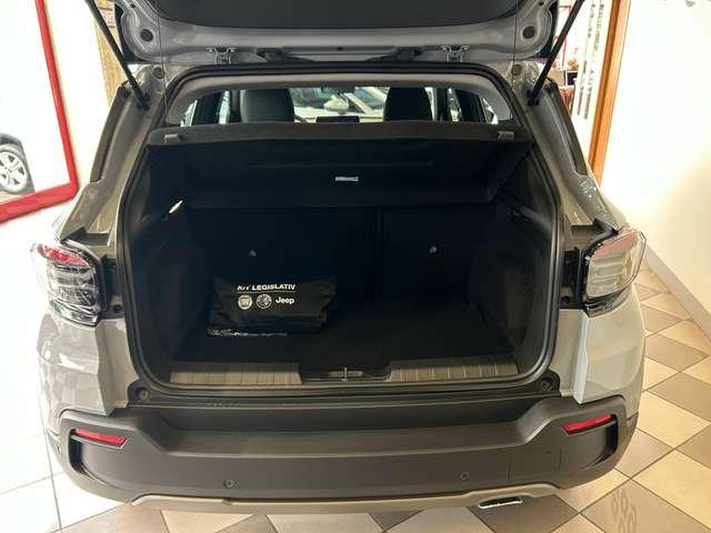 Jeep Avenger e-Hybrid LONGITUDE 110CV Automatico MY25