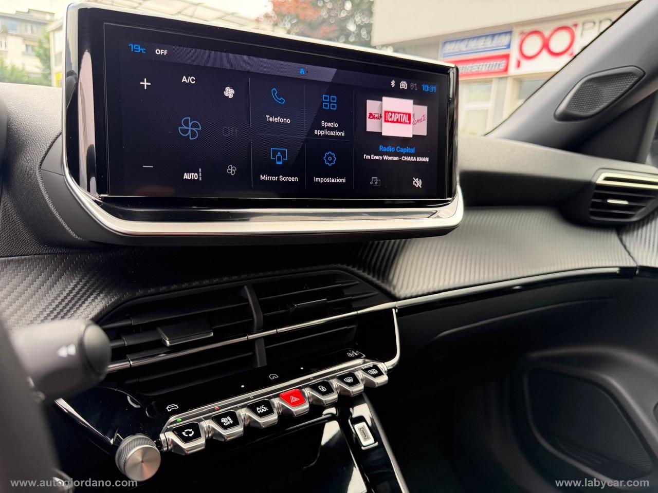 PEUGEOT 2008 Hybrid 136 e-DCS6 Allure