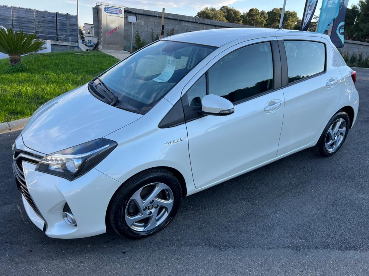 Toyota Yaris 1.5 Hybrid Automatica 5 porte Active 2016