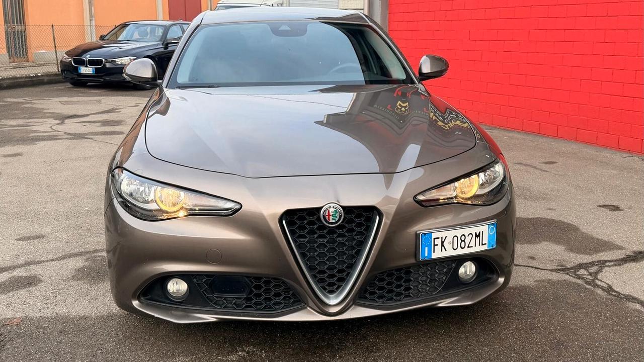 Alfa Romeo Giulia 2.2 Turbodiesel 150 CV Super