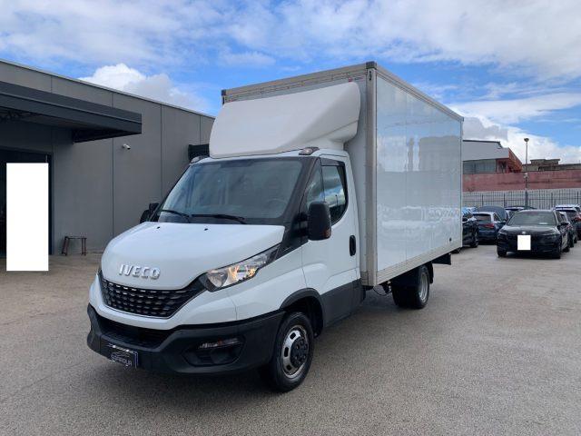 IVECO Daily Cabinato Furgonato