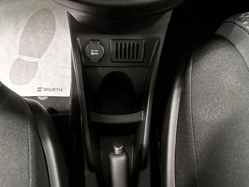 Lancia Ypsilon 1.2 69cv GPL Ecochic Elefantino