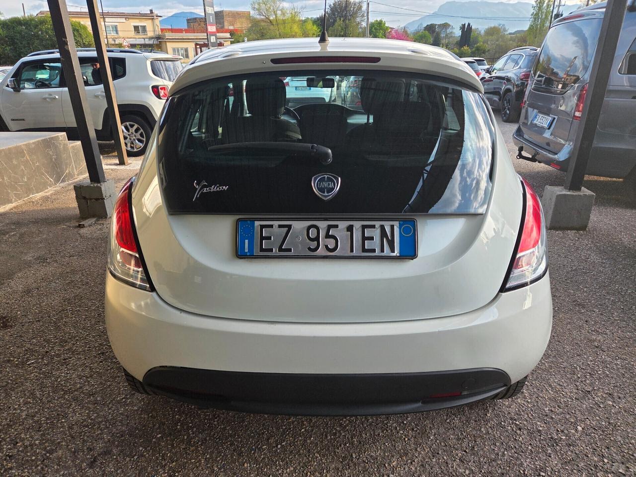 Lancia Ypsilon 1.3 MJT 16V 95 CV 5 porte S&S Platinum