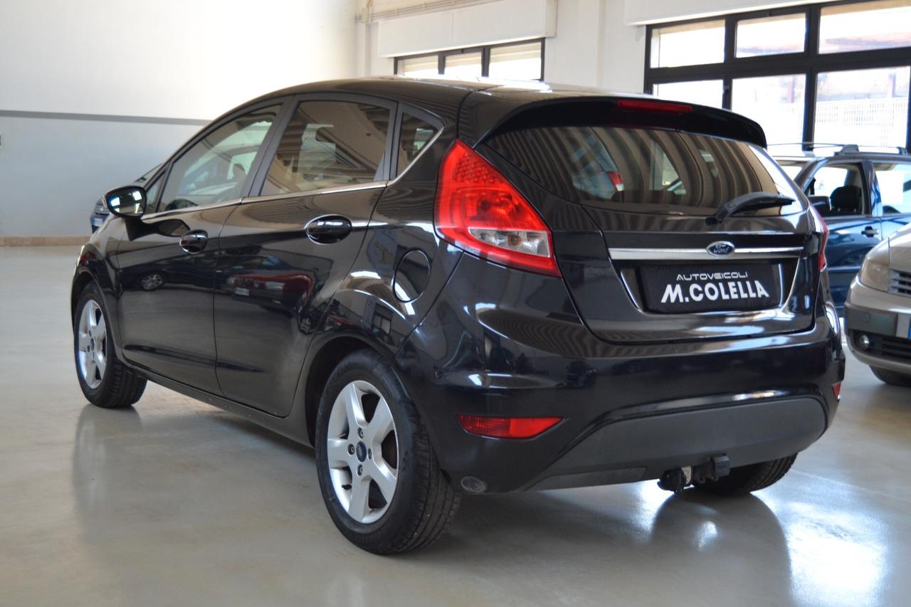 Ford Fiesta 1.2 i 82 CV 5 porte Titanium ANTIFURTO