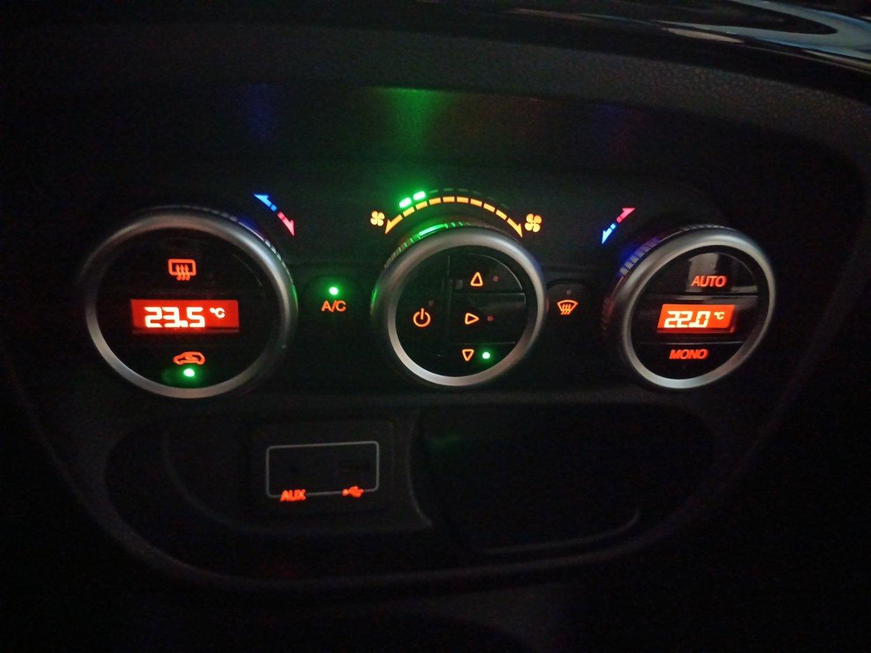 FIAT 500L - 500L 1.6 Multijet 120 CV Trekking