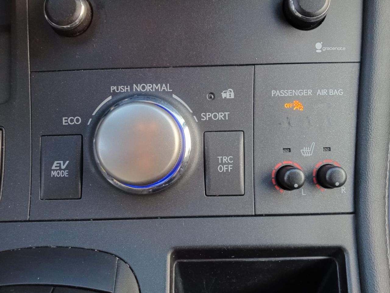 Lexus CT 200h Hybrid F Sport*Automatik*Navi*Pelle*Xenon*Camera