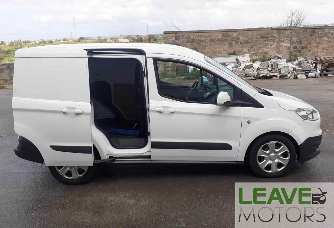 Ford Transit Courier 1.5TDCI (M1477)