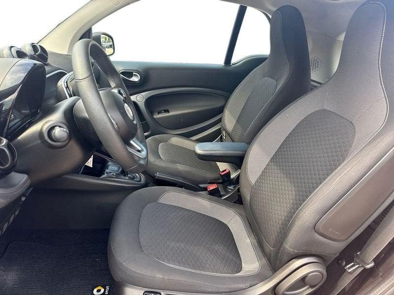 smart fortwo eq Passion 22kW