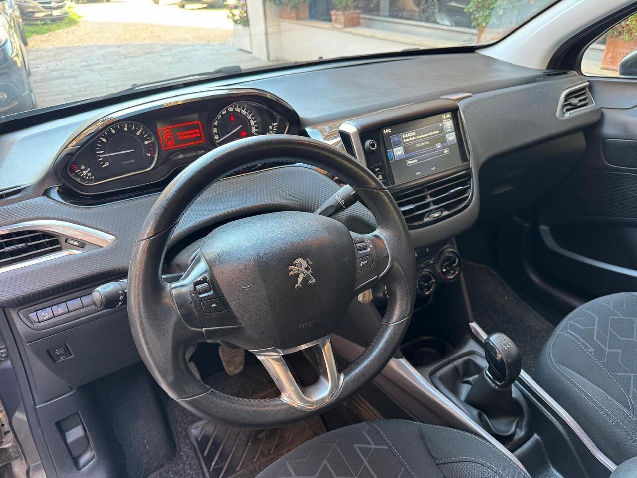 Peugeot 2008 1.2 Puretech 82 cv Allure