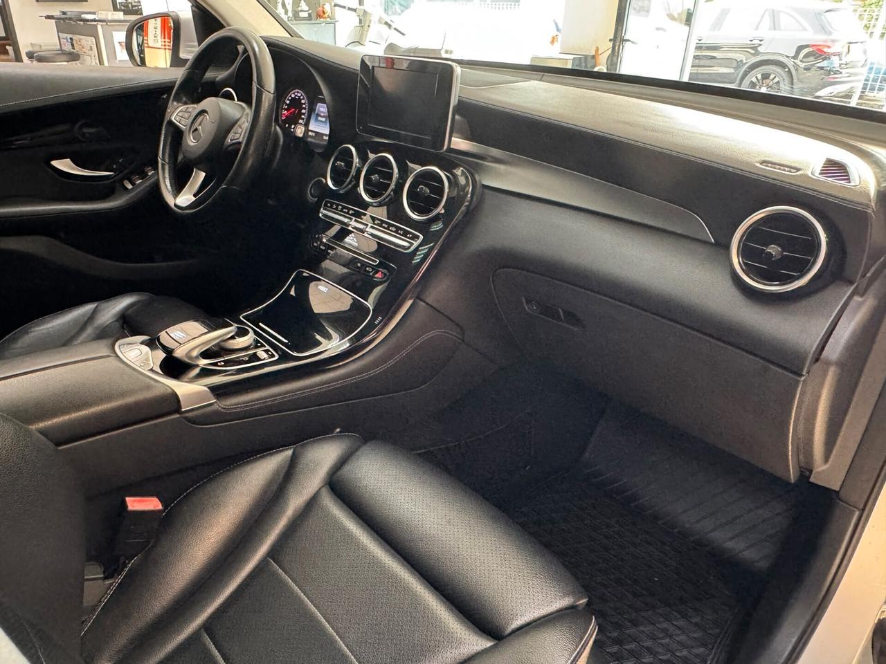 Mercedes-benz GLC 220 d 4Matic Executive FULL OPTIONAL SEMPRE TAGLIANDATA