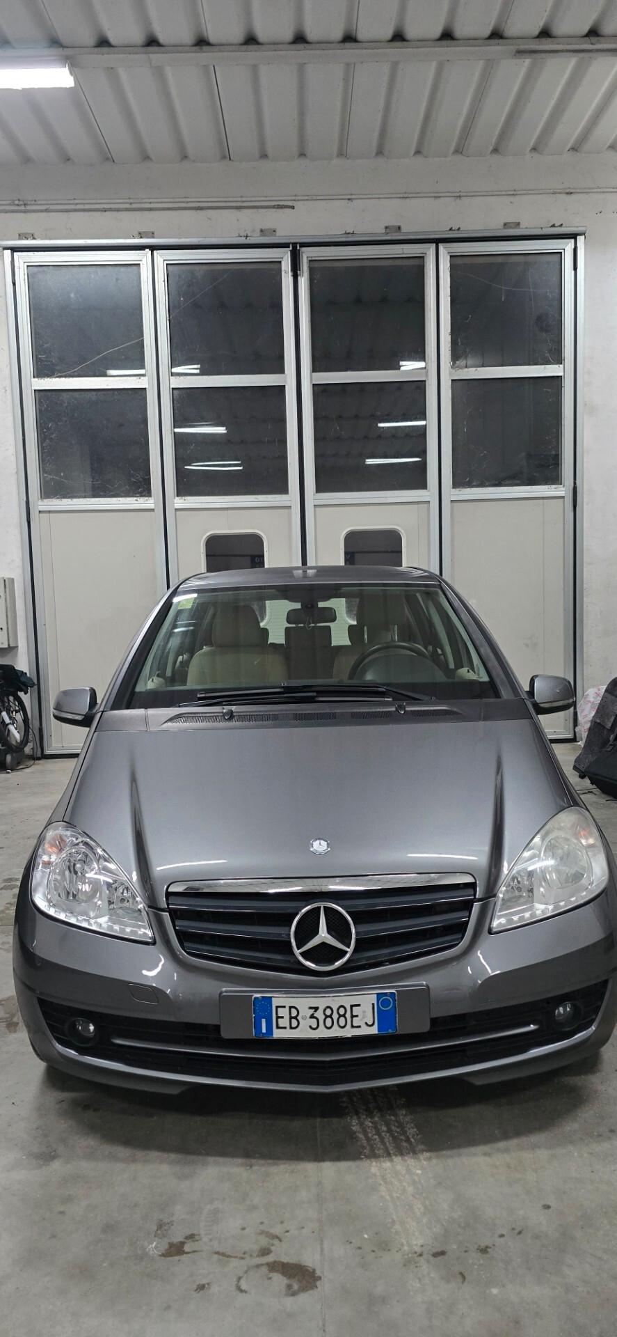 Mercedes-benz A 150 160 BlueEFFICIENCY Elegance