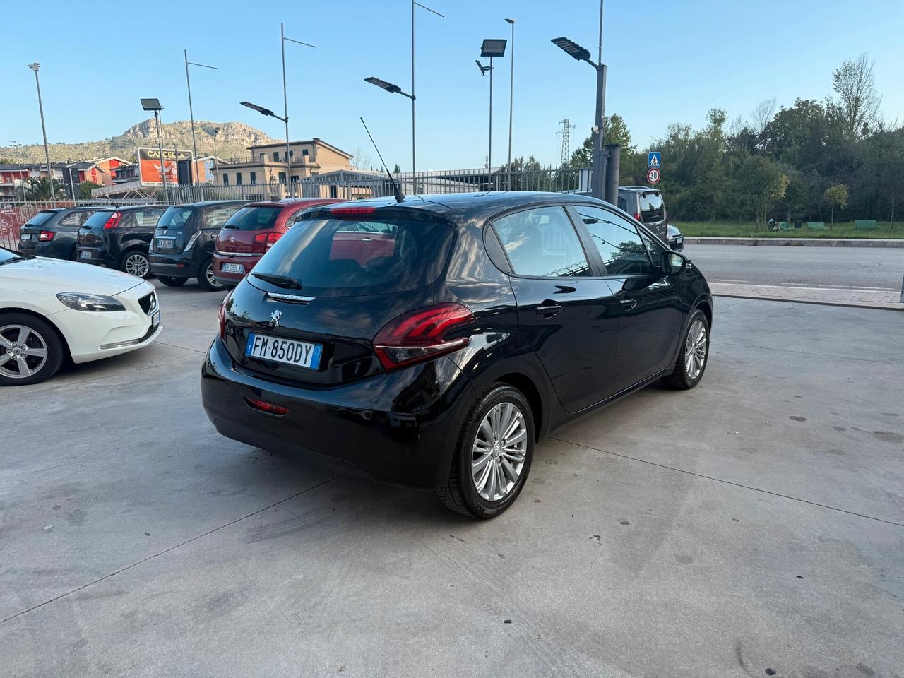 208 5P 1.2 BENZINA 82CV 10/2017 SOLI 92.500KM-OK NEOP.