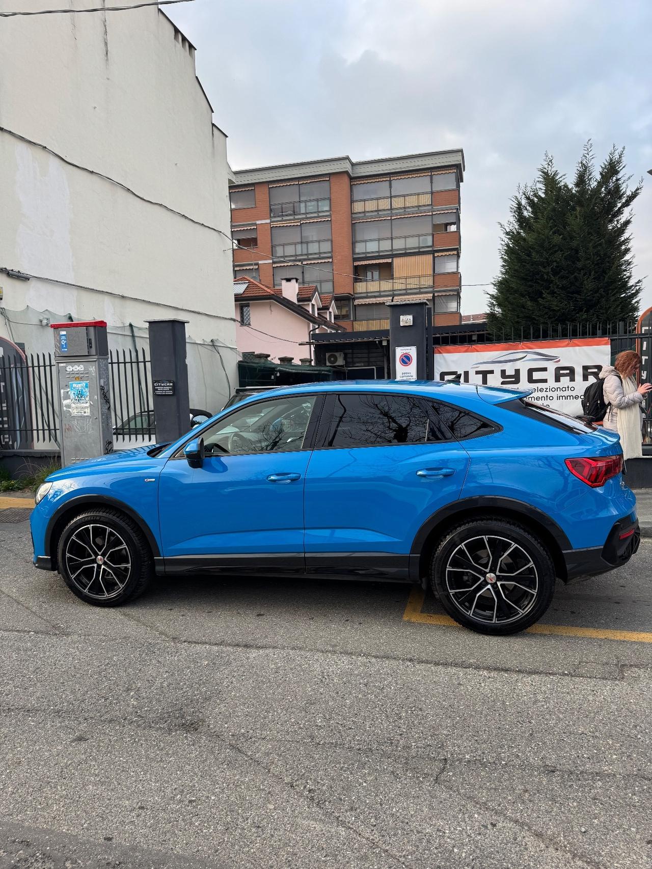 Audi Q3 Sportback 2.0 TDI S line edition Blu Turbo