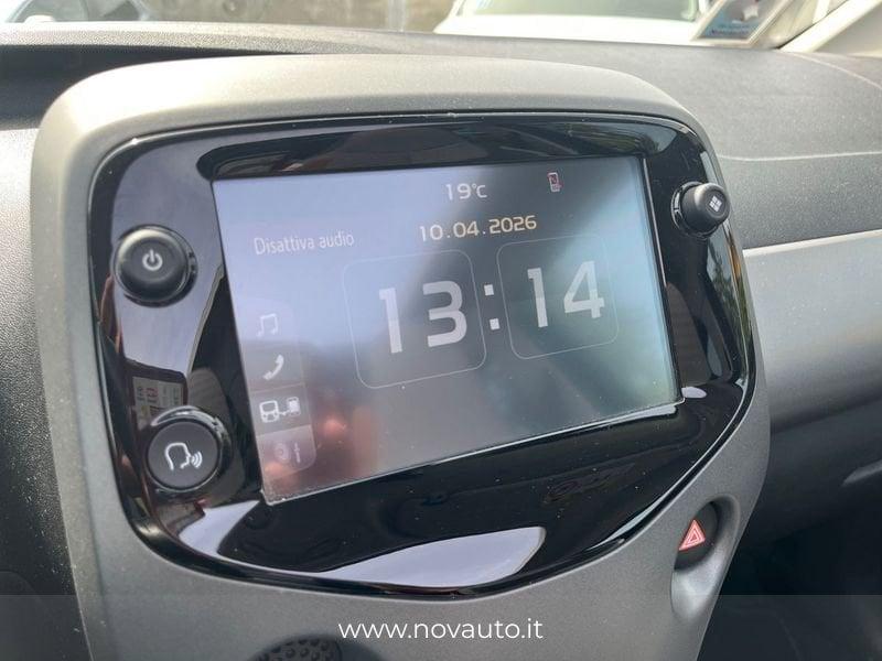 Toyota Aygo 1.0 VVT-i x-wave MMT