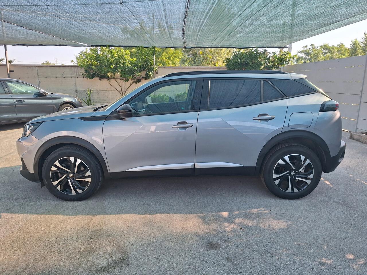 Peugeot 2008 BlueHDi 130 S&S EAT8 Allure Pack