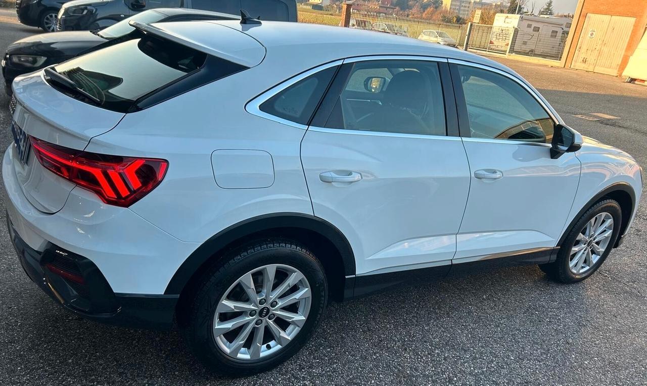 Audi Q3 SPB 35 TDI S tronic SPORTBACK FARI MATRIX