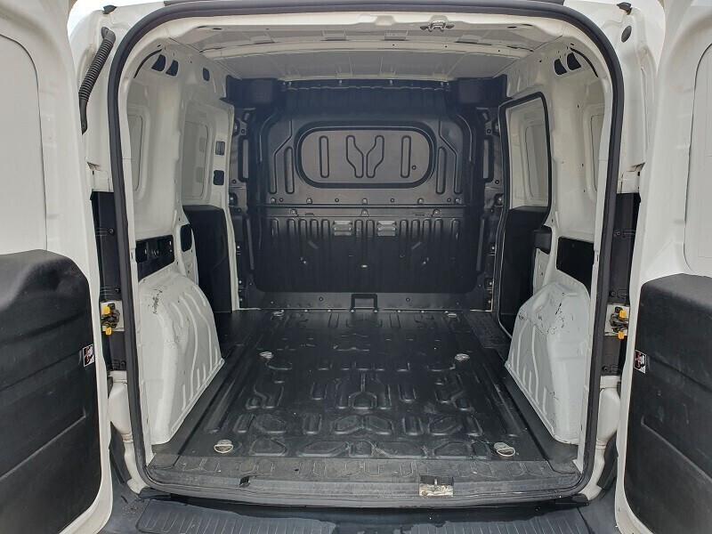 FIAT NEW Doblo 1.3 MultiJet 95CV Porta Laterale SX