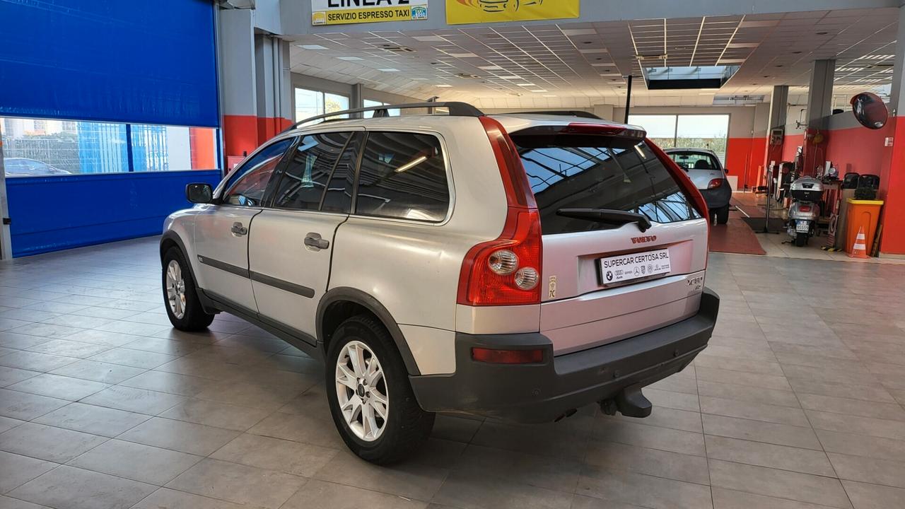 Volvo XC 90 XC90 2.4 D5 185 CV aut. AWD 7 POSTI