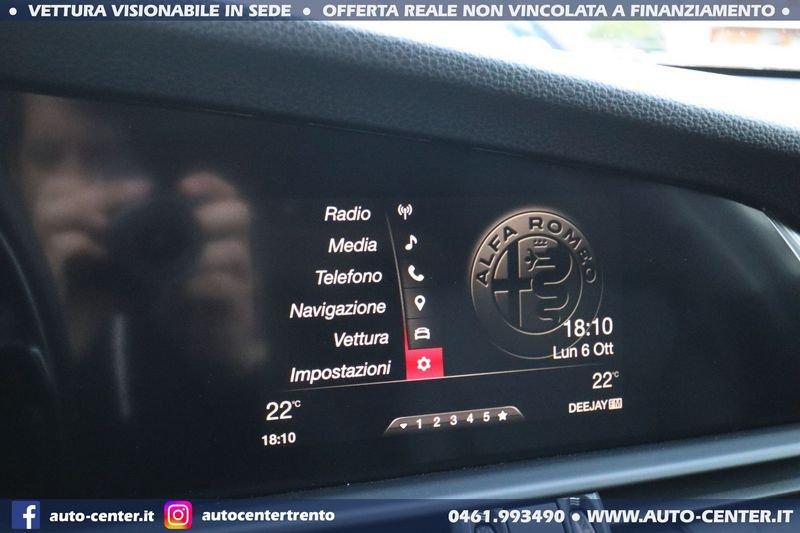 Alfa Romeo Giulia 2.0 Turbo 200CV AT8 Super TETTO