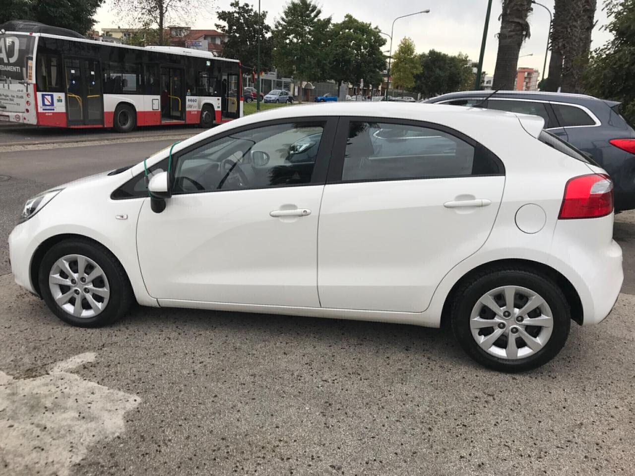 Kia Rio 1.2 CVVT 5p. GPL City UNIC PROPRIETARIO