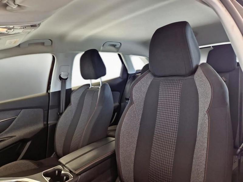 PEUGEOT 3008 BLUEHDI 130 EAT8 SES BUSINESS SUV