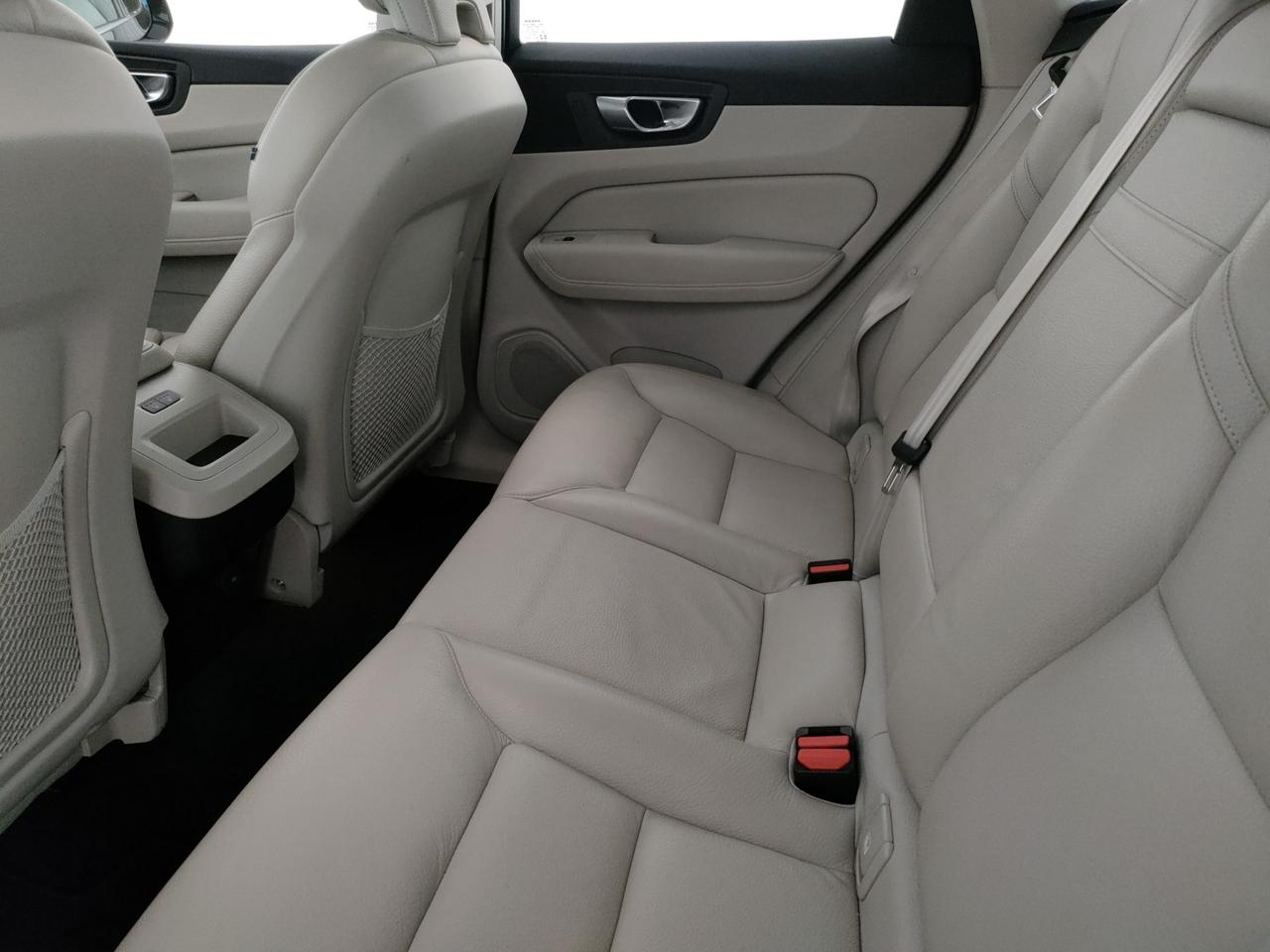 Volvo XC60 2.0 b5 Inscription awd