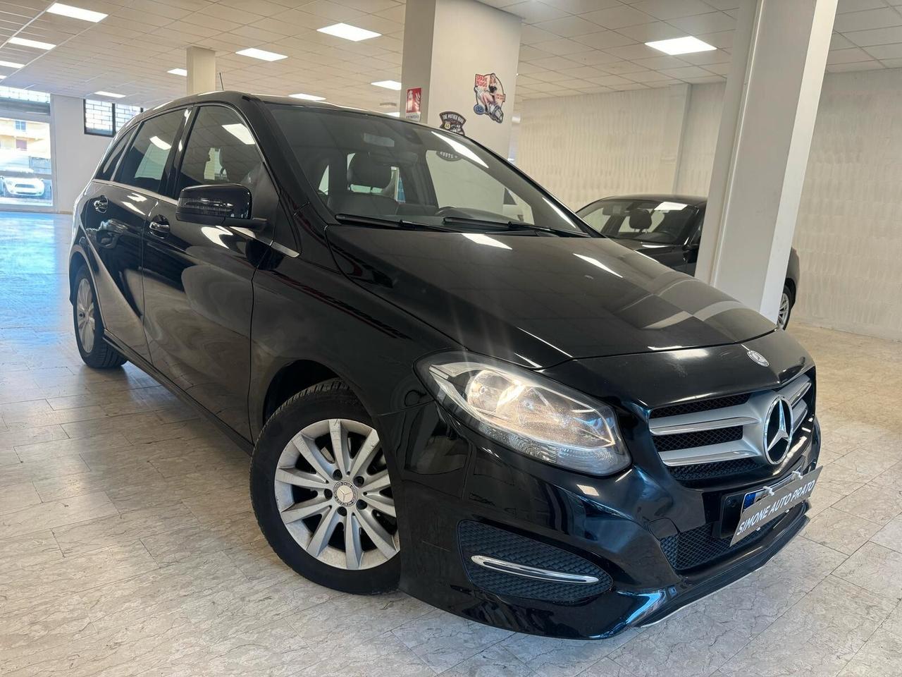 Mercedes-benz B 180 B 180 d Automatic Premium