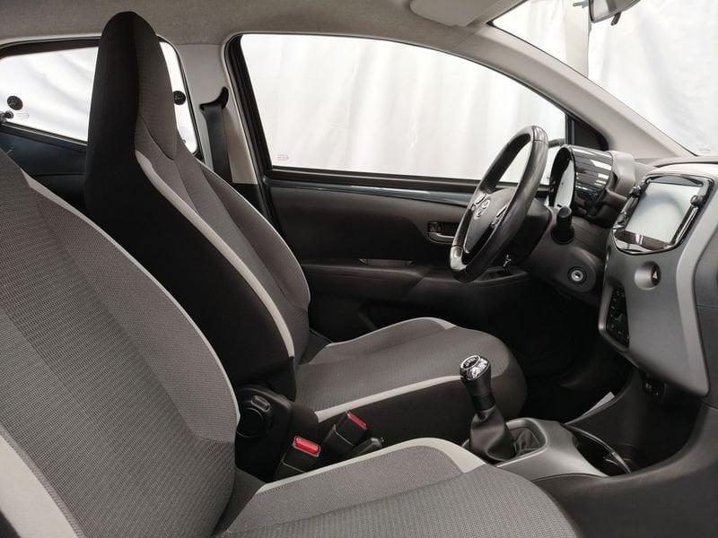Toyota Aygo Aygo Connect 1.0 VVT-i 72 CV 5 porte x-play