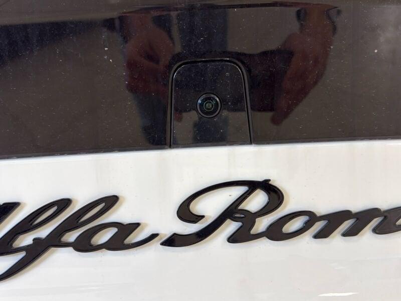 Alfa Romeo Junior Ibrida Junior Ibrida My25 Ibrida Speciale 1.2 145cv Hybrid Edct6