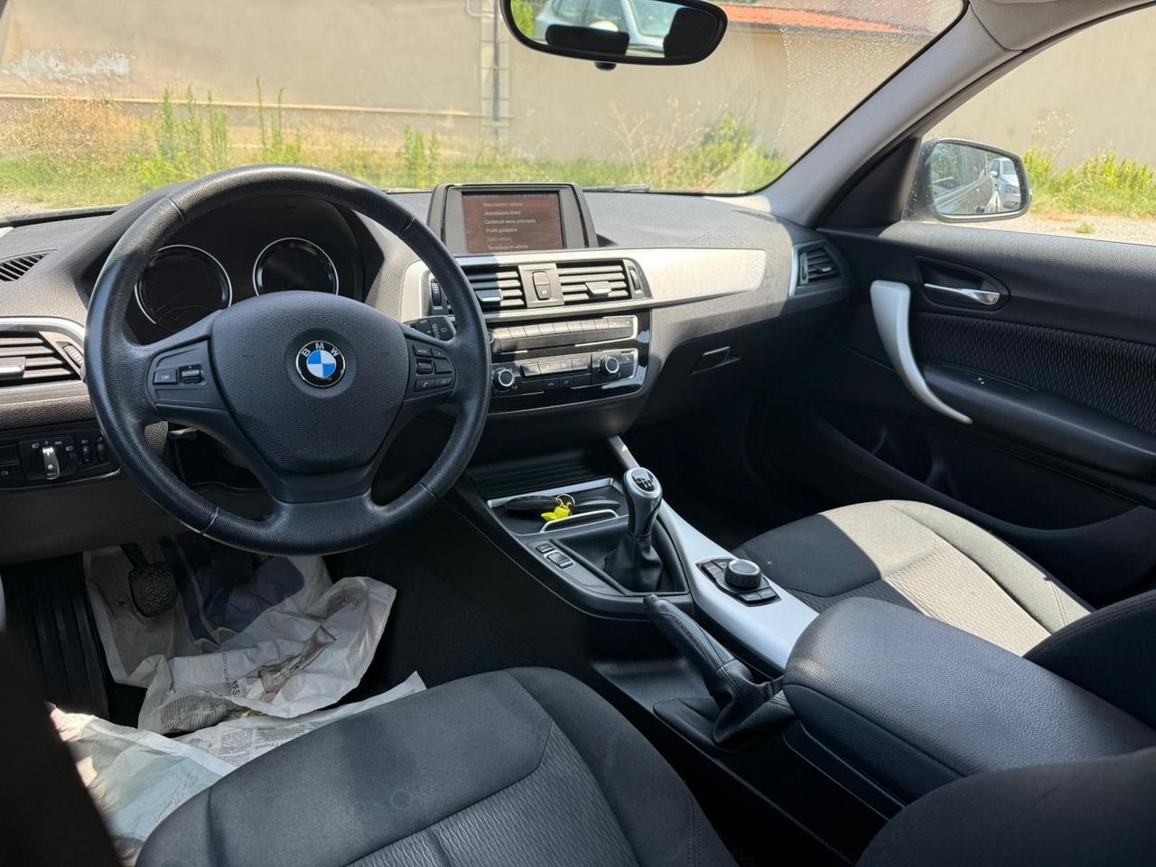 Bmw 118 118i 5p. Urban