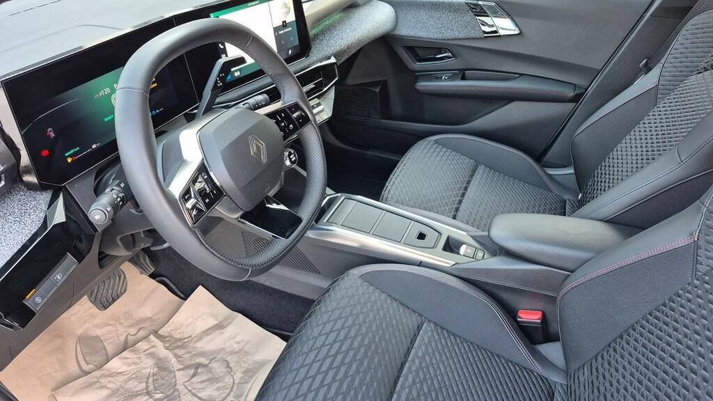 Renault Clio 1.8 full hybrid E-Tech Techno Auto