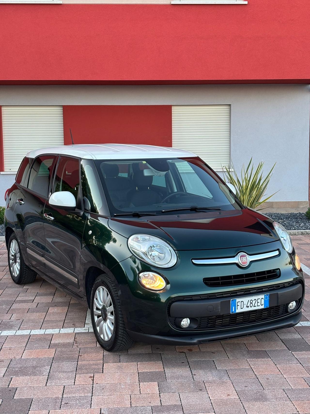 Fiat 500L Living 1.6 Multijet 120 CV Lounge 7 Posti!
