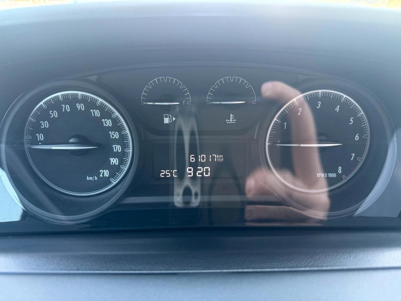 Lancia Ypsilon 1.2 69 CV 5 porte Gold ok NEOPATENTATI