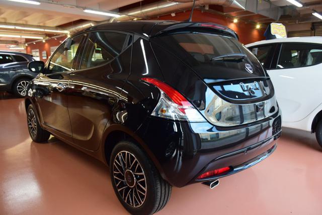 LANCIA Ypsilon 1.0 FireFly 5 porte S&S Hybrid Platino