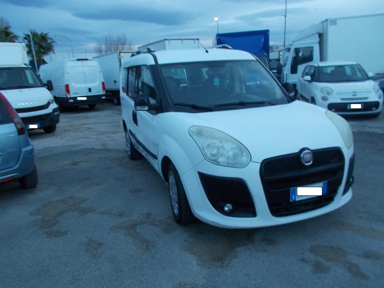 Iveco fiat doblo anno 2011 5 posti euro.5