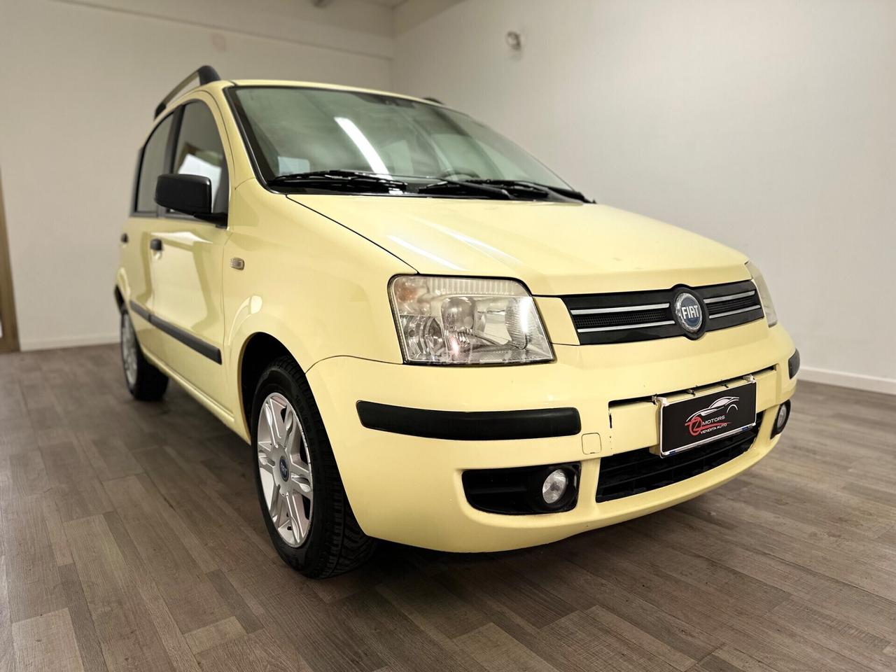 Fiat Panda 1.2 Emotion AUTOMATICA NEOPATENTATI