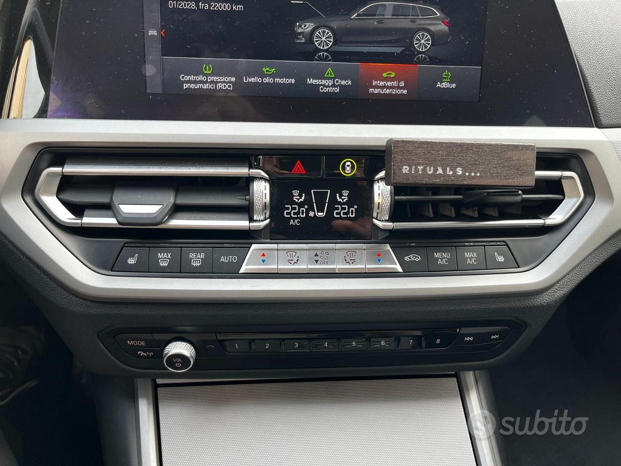 BMW 318D 48V TOURING BUSINESS