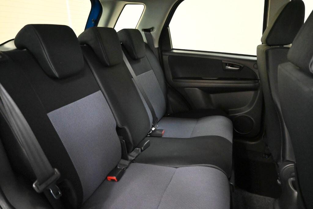 FIAT Sedici 1.6 16V 4x4 Dynamic