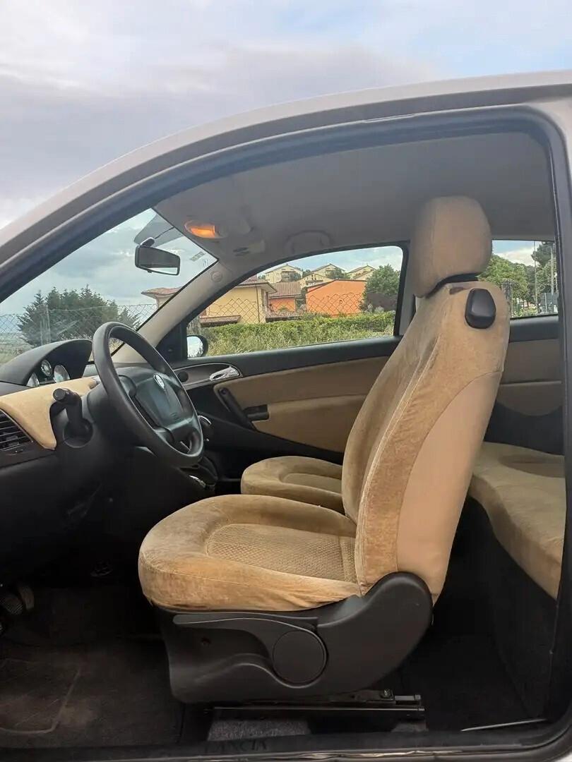 Lancia Ypsilon 1.2
