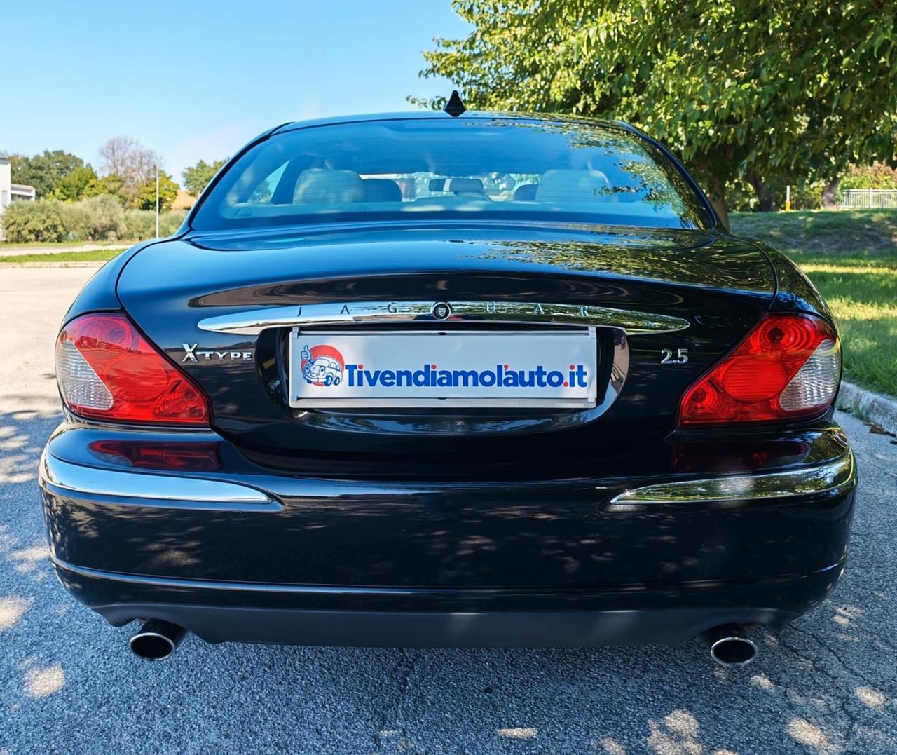 Jaguar X-Type 2.5 V6 24V cat Executive
