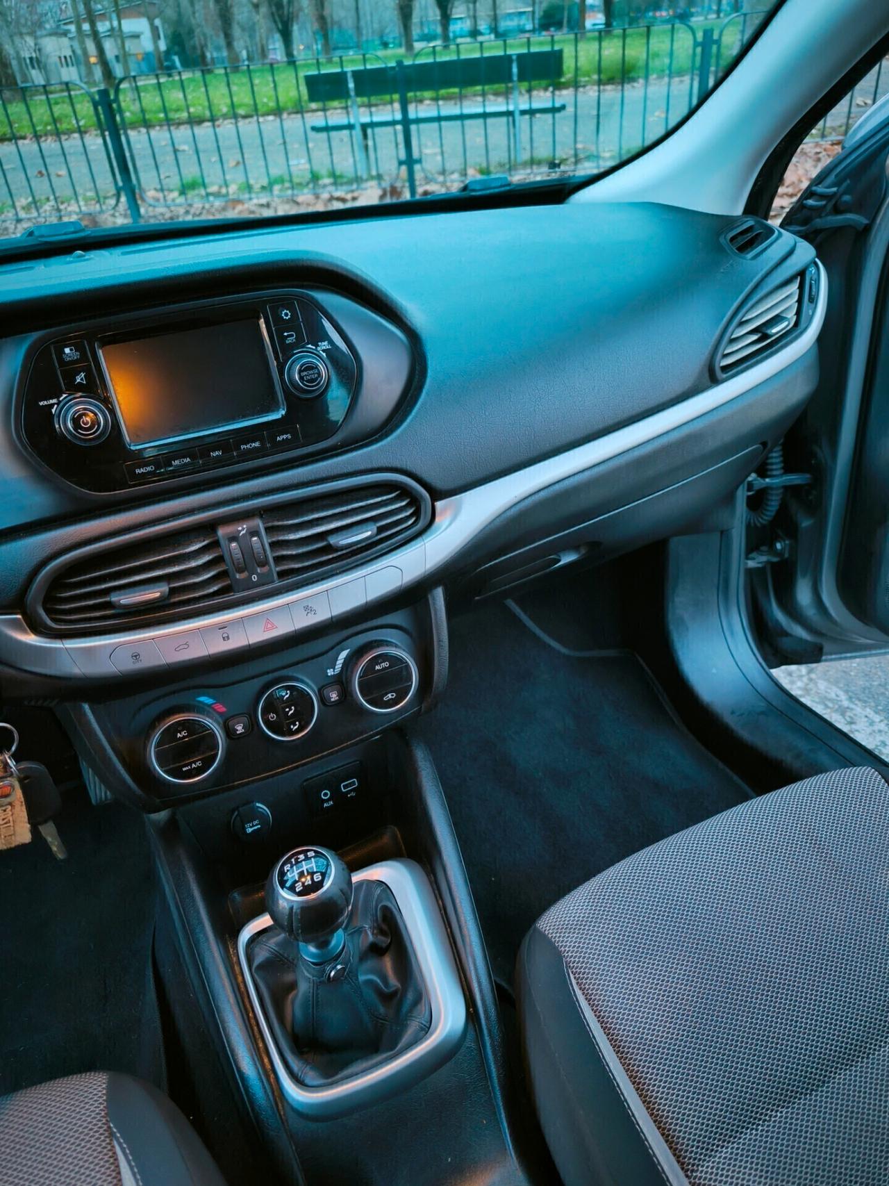 Fiat Tipo 1.6 Mjt Lounge