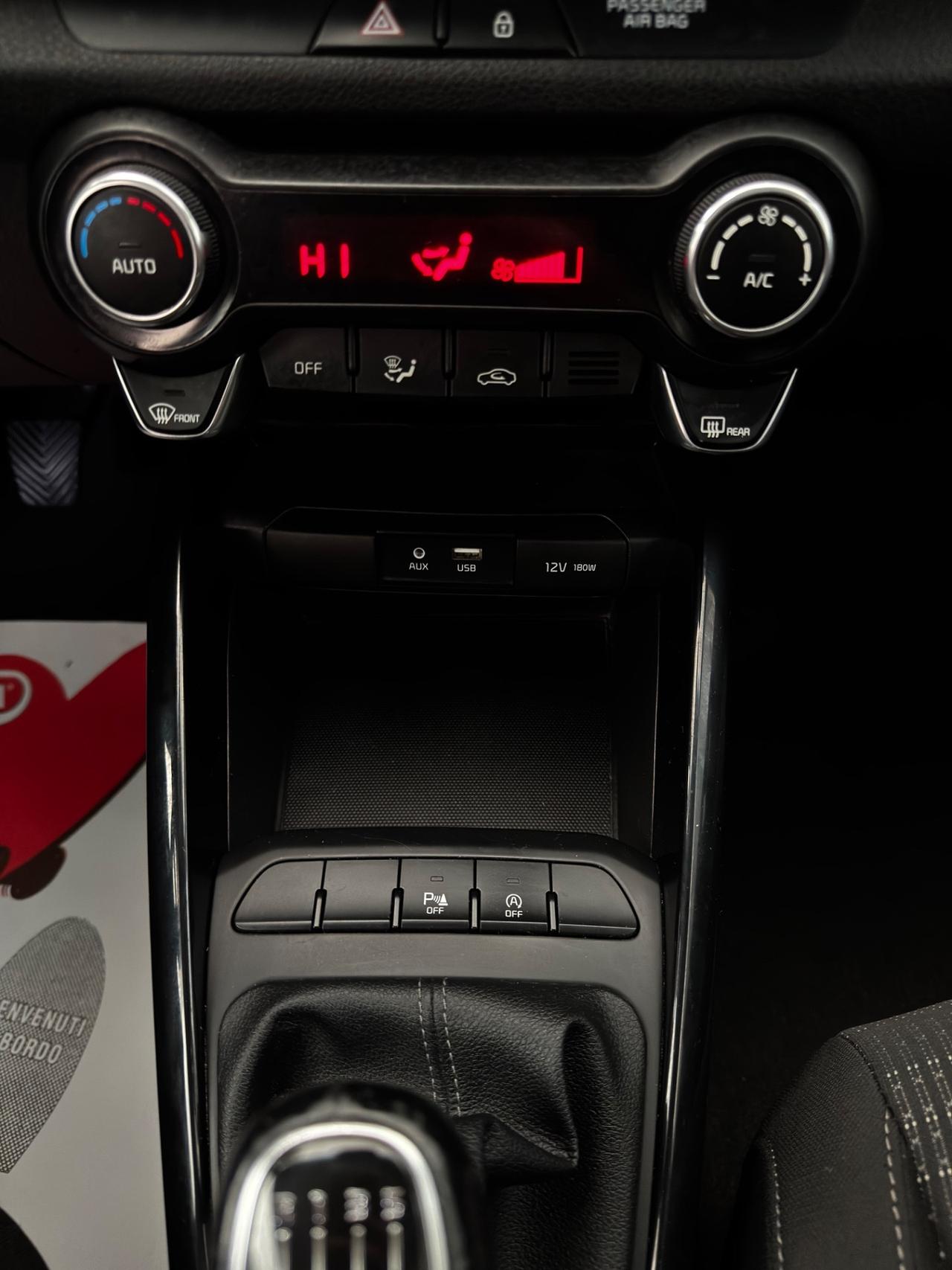 Kia Stonic 1.4 MPI 100 CV Urban