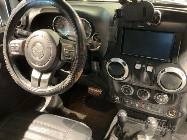 JEEP Wrangler 2.8 CRD DPF Sahara Auto +LED