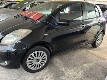 Toyota Yaris 1.0 5 porte Sol GPL