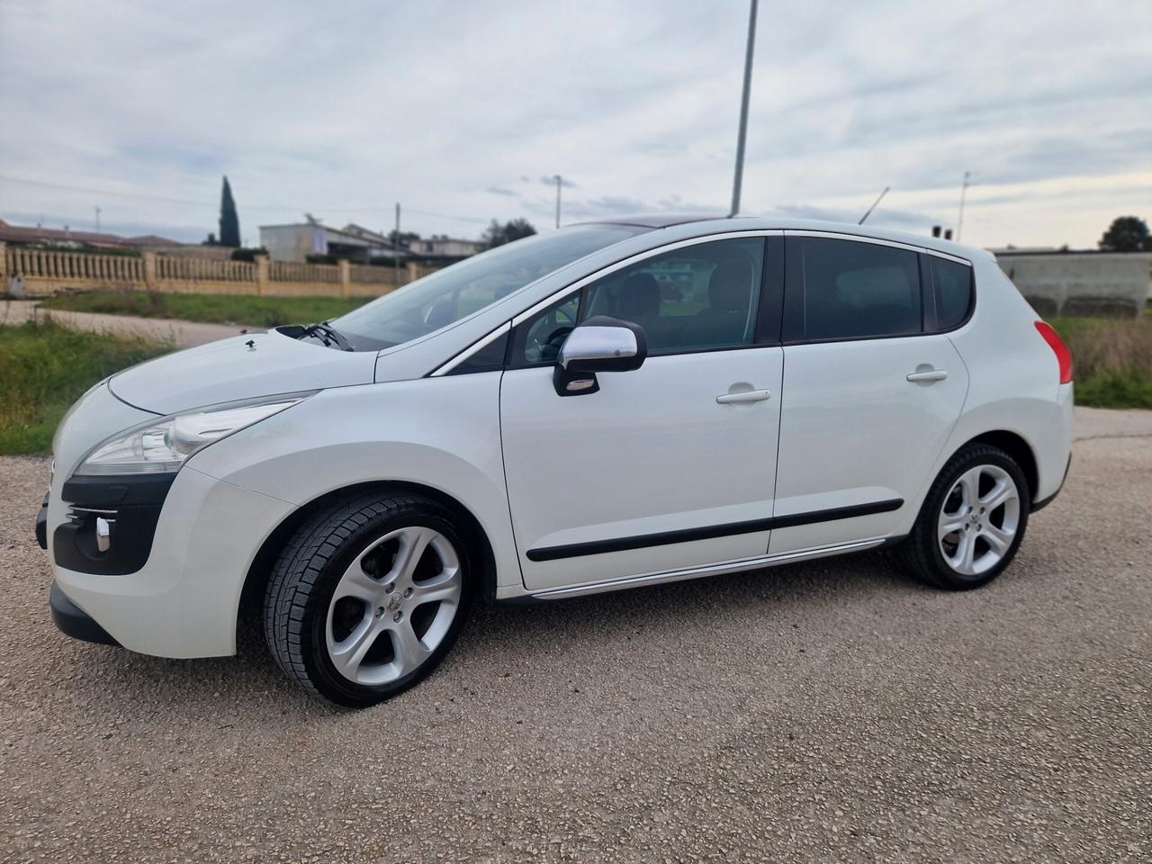 Peugeot 3008 1.6 e-HDi 112CV cambio robotizzato Stop&Start Allure