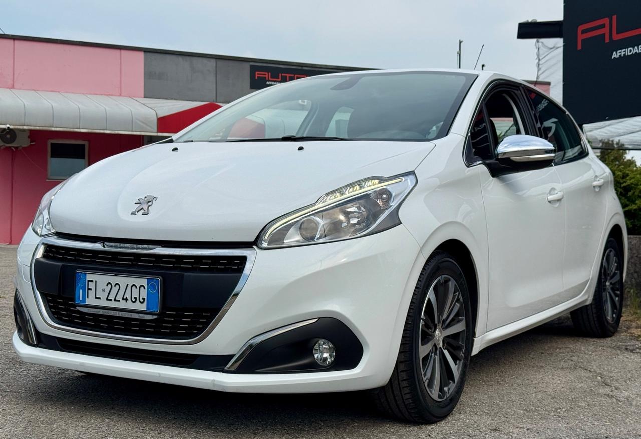 Peugeot 208 BlueHDi 75 5 porte black line 2017