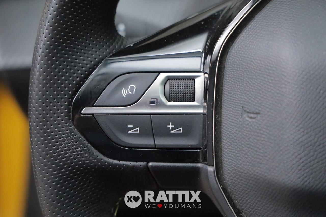 Peugeot e-208 motore elettrico 100kW GT
