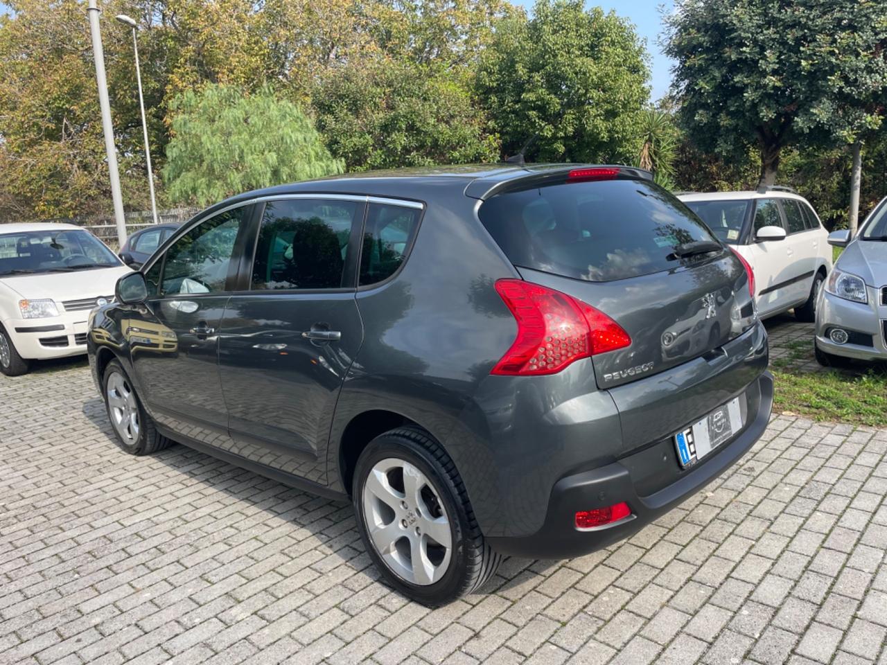 Peugeot 3008 1.6 HDi 112CV Allure