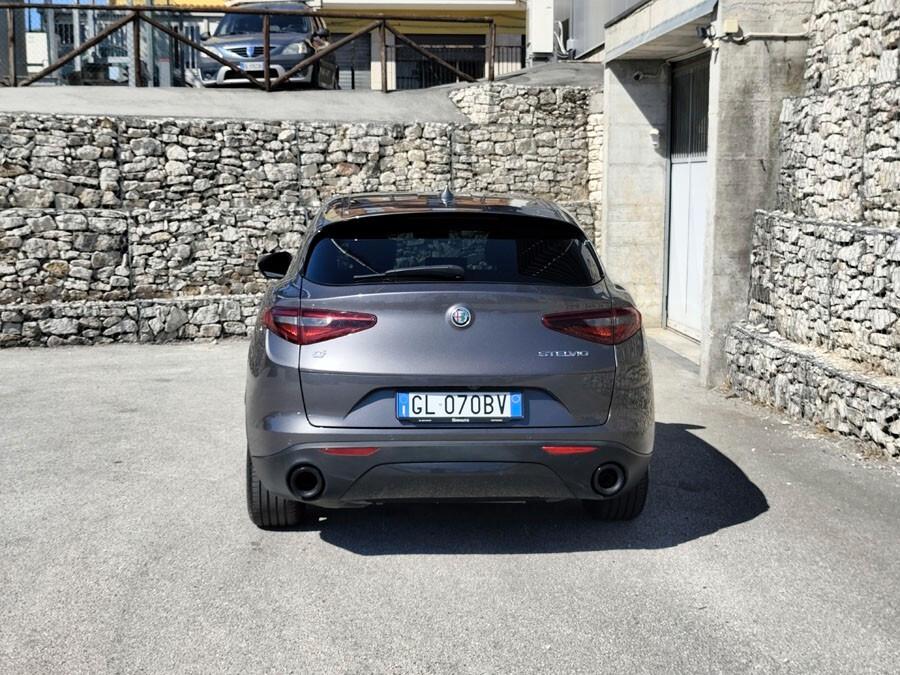 Alfa Romeo Stelvio 2.2 Turbodiesel 190 CV AT8 Q4 Sprint Marmitte Nere, Cerchi 19, STUPENDA!