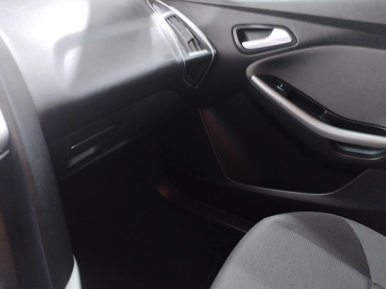 Ford Focus 1.6 TDCi 115 CV SW